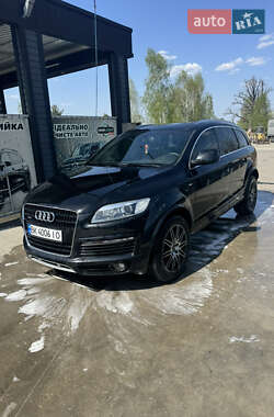 Внедорожник / Кроссовер Audi Q7 2008 в 