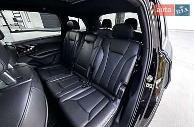 Внедорожник / Кроссовер Audi Q7 2017 в 