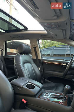 Внедорожник / Кроссовер Audi Q7 2011 в 
