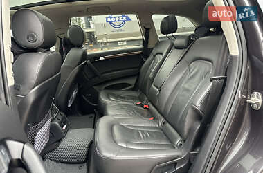 Внедорожник / Кроссовер Audi Q7 2011 в 