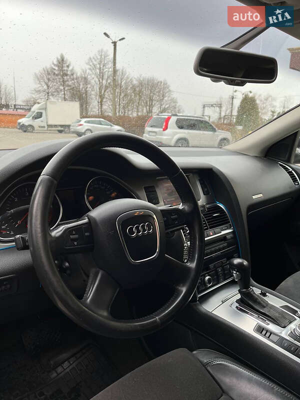 Внедорожник / Кроссовер Audi Q7 2006 в Чорткове