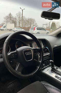 Позашляховик / Кросовер Audi Q7 2006 в 