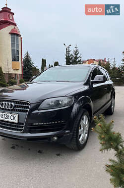 Позашляховик / Кросовер Audi Q7 2006 в 