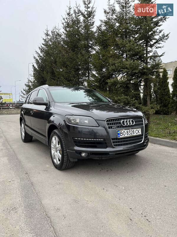 Внедорожник / Кроссовер Audi Q7 2006 в Чорткове