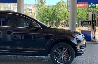 Внедорожник / Кроссовер Audi Q7 2014 в 