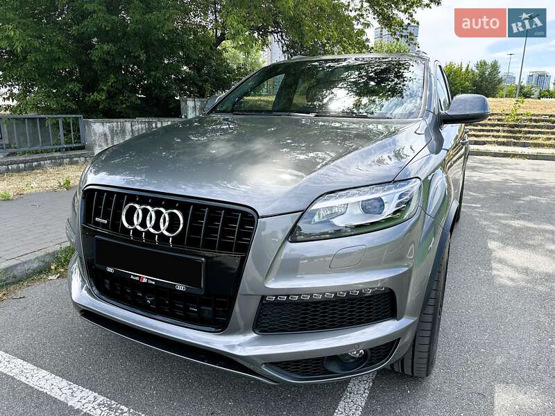 Внедорожник / Кроссовер Audi Q7 2015 в Киеве