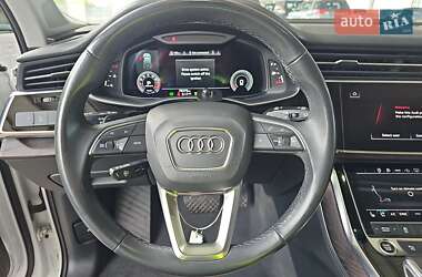 Внедорожник / Кроссовер Audi Q7 2020 в 