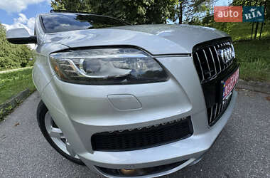 Позашляховик / Кросовер Audi Q7 2013 в 
