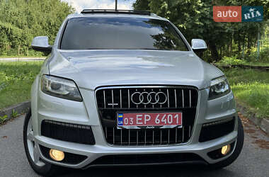 Позашляховик / Кросовер Audi Q7 2013 в 