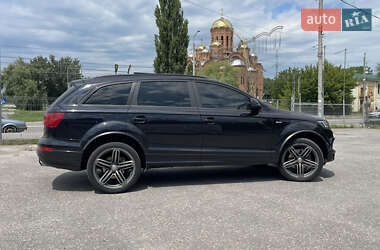 Внедорожник / Кроссовер Audi Q7 2014 в 