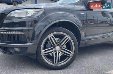 Внедорожник / Кроссовер Audi Q7 2014 в 