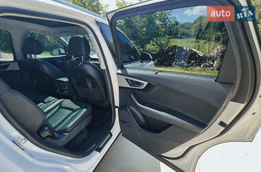 Внедорожник / Кроссовер Audi Q7 2017 в 