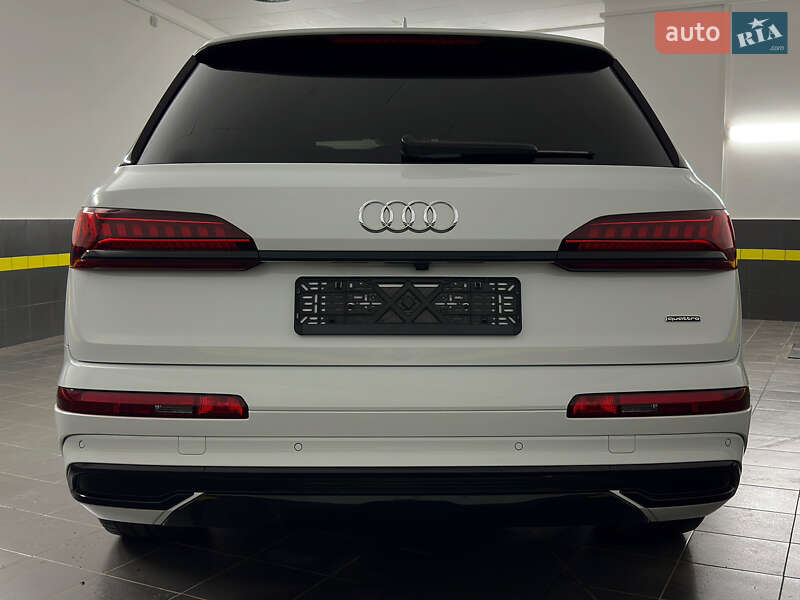 Внедорожник / Кроссовер Audi Q7 2020 в Казатине