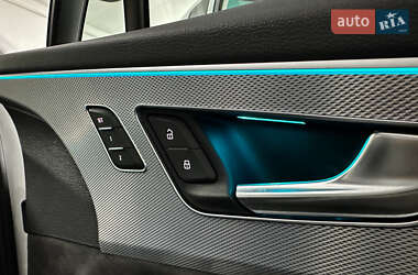 Внедорожник / Кроссовер Audi Q7 2020 в 