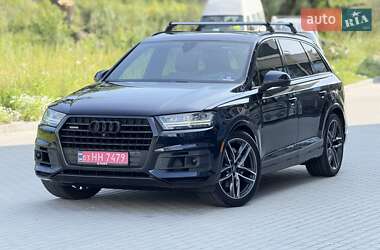 Внедорожник / Кроссовер Audi Q7 2017 в Ровно