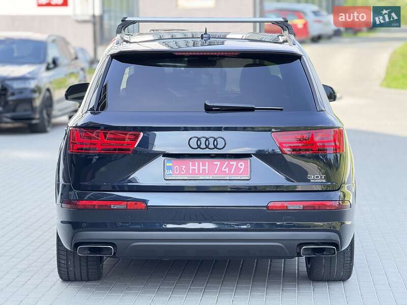 Внедорожник / Кроссовер Audi Q7 2017 в Ровно