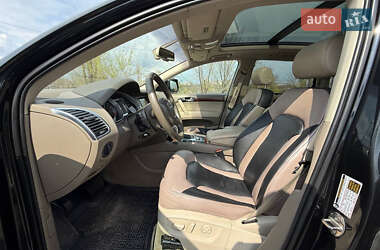 Внедорожник / Кроссовер Audi Q7 2007 в 