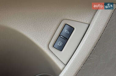 Внедорожник / Кроссовер Audi Q7 2007 в 
