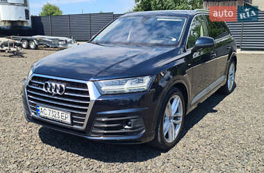 Внедорожник / Кроссовер Audi Q7 2016 в Луцке