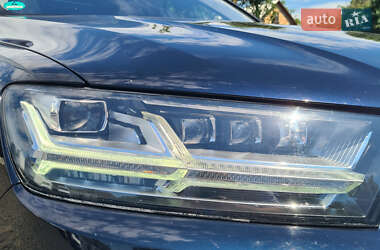 Внедорожник / Кроссовер Audi Q7 2016 в 