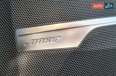 Внедорожник / Кроссовер Audi Q7 2016 в 