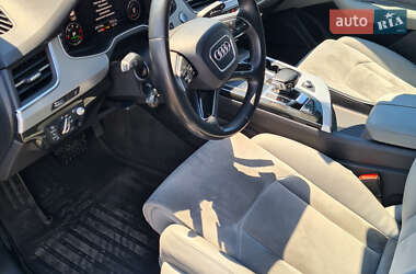Внедорожник / Кроссовер Audi Q7 2016 в 