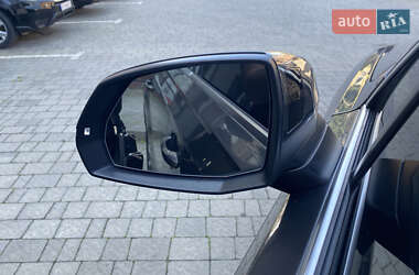 Внедорожник / Кроссовер Audi Q7 2018 в 
