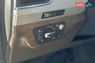Внедорожник / Кроссовер Audi Q7 2019 в 