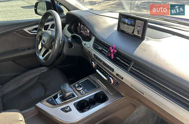 Внедорожник / Кроссовер Audi Q7 2019 в 