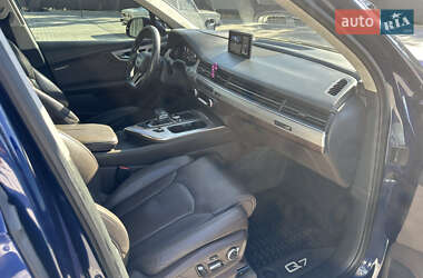 Внедорожник / Кроссовер Audi Q7 2019 в 