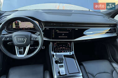 Внедорожник / Кроссовер Audi Q7 2021 в 