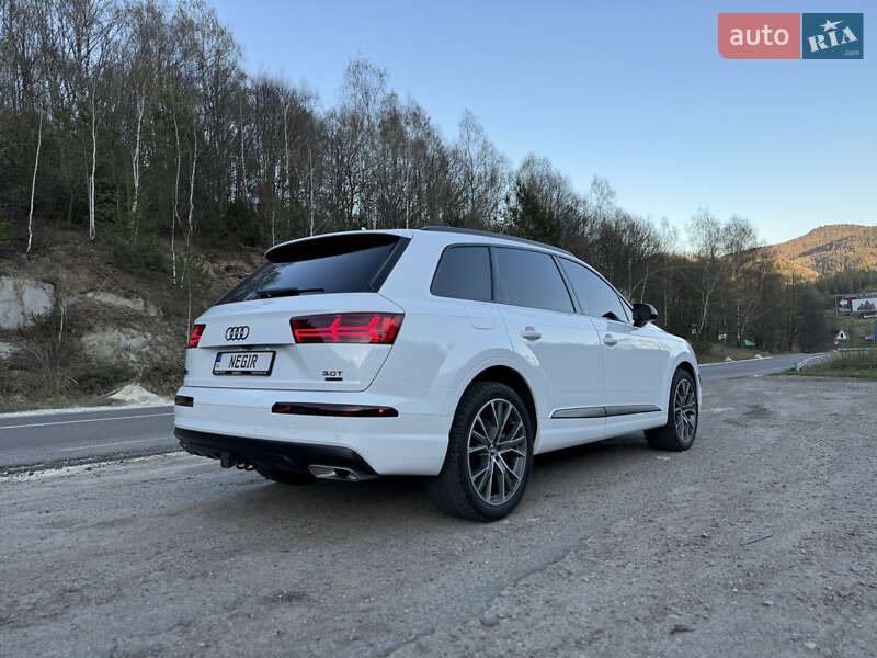 Позашляховик / Кросовер Audi Q7 2018 в Самборі