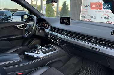 Внедорожник / Кроссовер Audi Q7 2018 в 