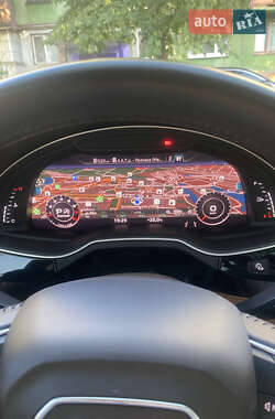 Внедорожник / Кроссовер Audi Q7 2016 в 