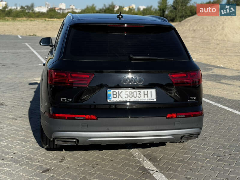 Внедорожник / Кроссовер Audi Q7 2017 в Черкассах фото 6 Внедорожник / Кроссовер Audi Q7 2017 в Черкассах
