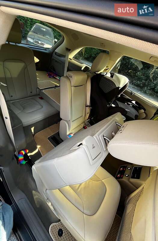 Внедорожник / Кроссовер Audi Q7 2014 в Киеве