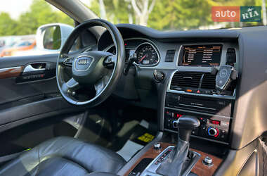 Внедорожник / Кроссовер Audi Q7 2012 в 