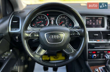 Внедорожник / Кроссовер Audi Q7 2012 в 