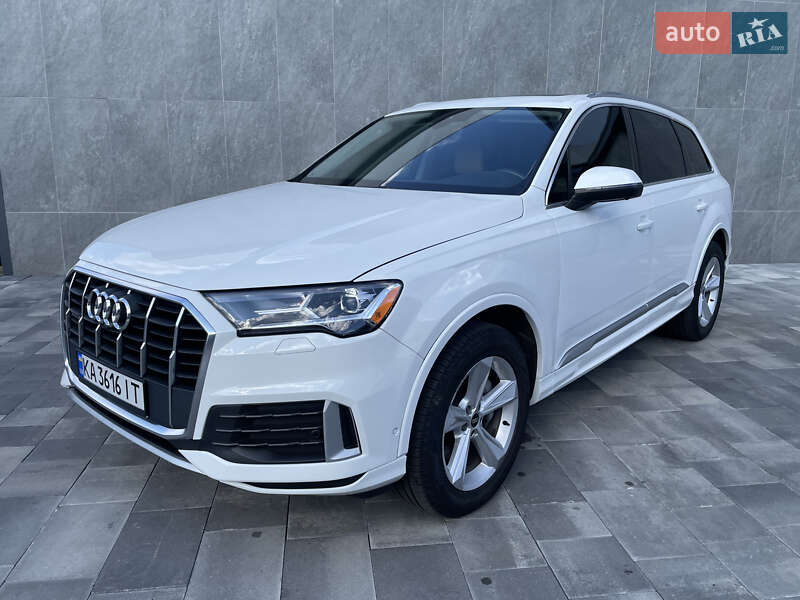 Позашляховик / Кросовер Audi Q7 2021 в Києві