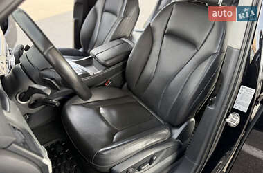 Позашляховик / Кросовер Audi Q7 2015 в 