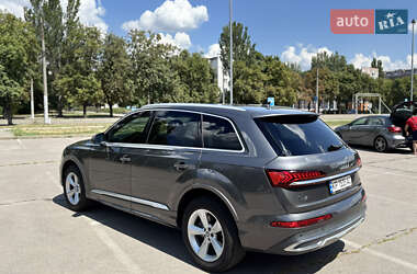 Внедорожник / Кроссовер Audi Q7 2020 в 