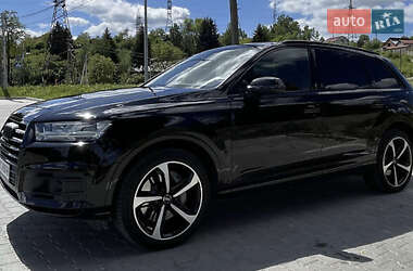 Внедорожник / Кроссовер Audi Q7 2018 в 