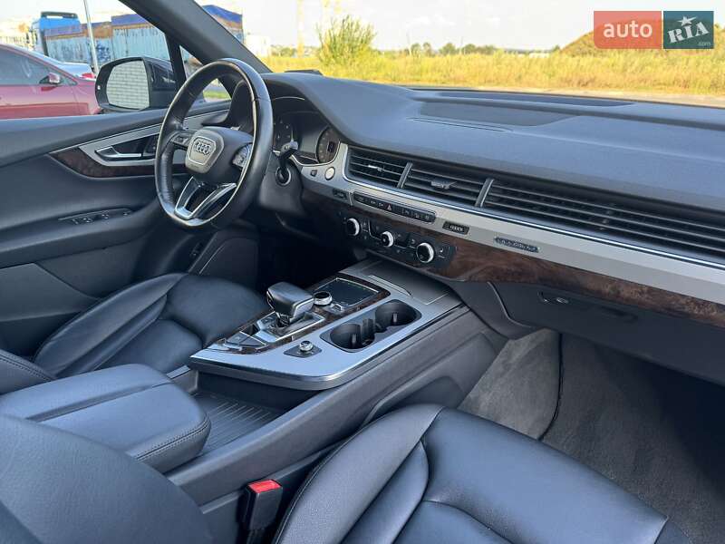 Внедорожник / Кроссовер Audi Q7 2018 в Виннице
