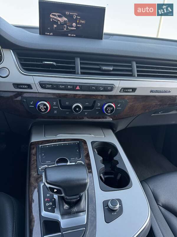 Внедорожник / Кроссовер Audi Q7 2018 в Виннице