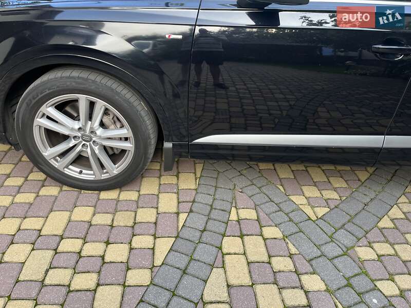 Внедорожник / Кроссовер Audi Q7 2016 в Львове