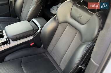 Внедорожник / Кроссовер Audi Q7 2020 в 