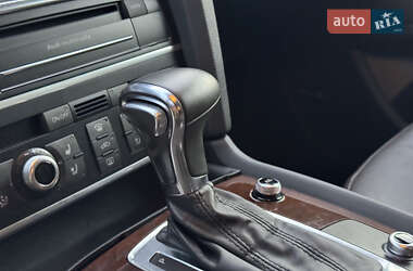 Внедорожник / Кроссовер Audi Q7 2013 в 