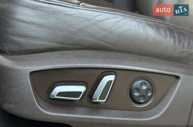 Внедорожник / Кроссовер Audi Q7 2013 в 