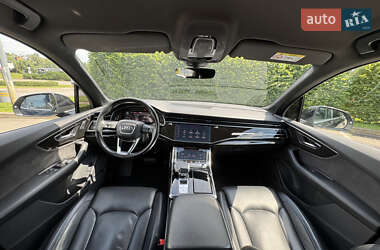 Внедорожник / Кроссовер Audi Q7 2020 в 