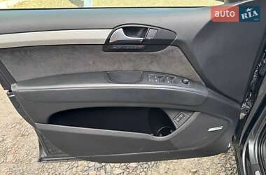 Внедорожник / Кроссовер Audi Q7 2007 в 